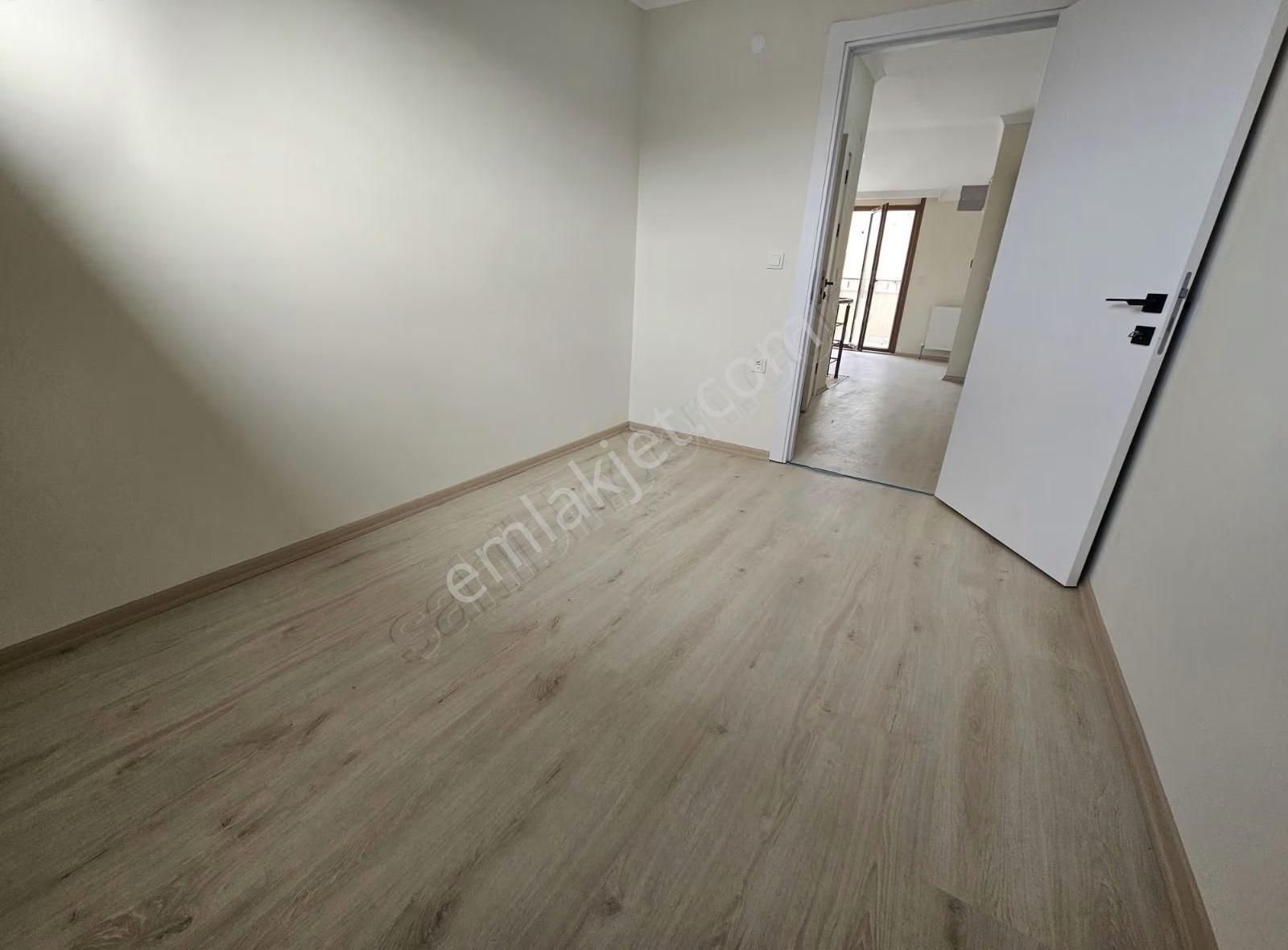 Üsküdar Merkez Cumapazarı İçinde 4+2 Sıfır Binada Dublex - Görsel 10