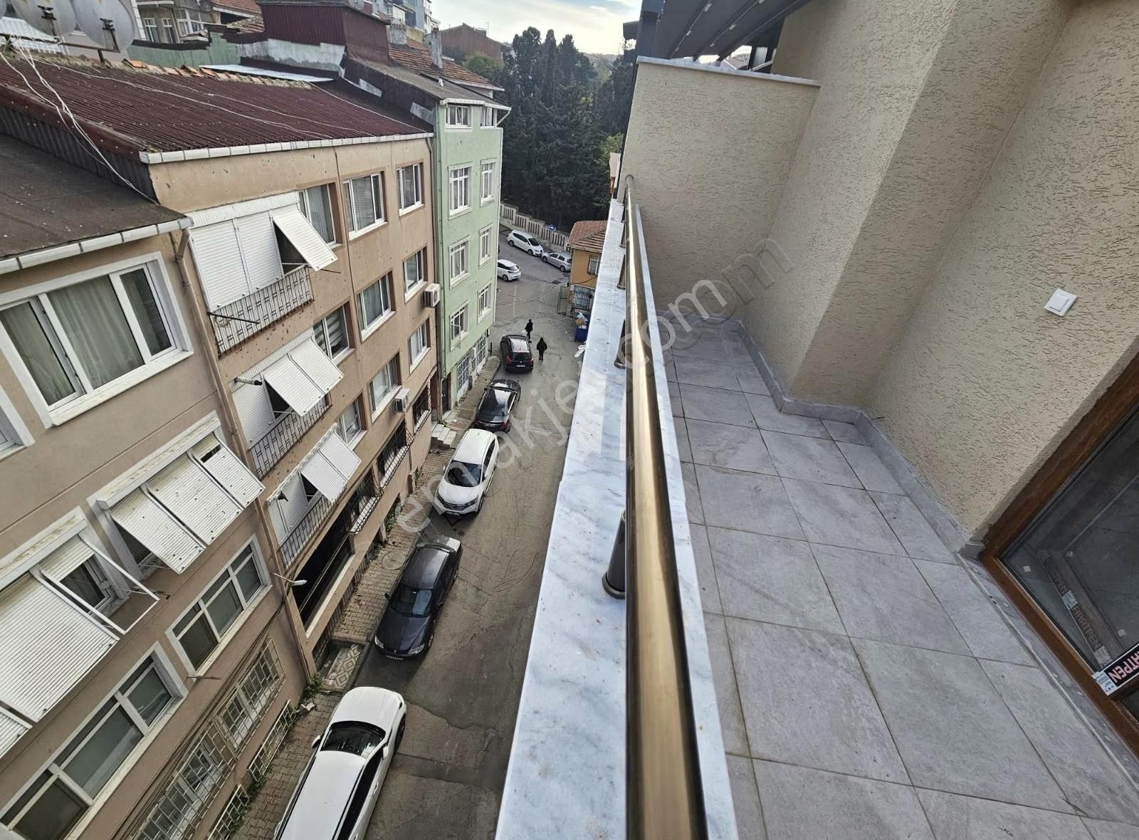 Üsküdar Merkez Cumapazarı İçinde 4+2 Sıfır Binada Dublex - Görsel 6