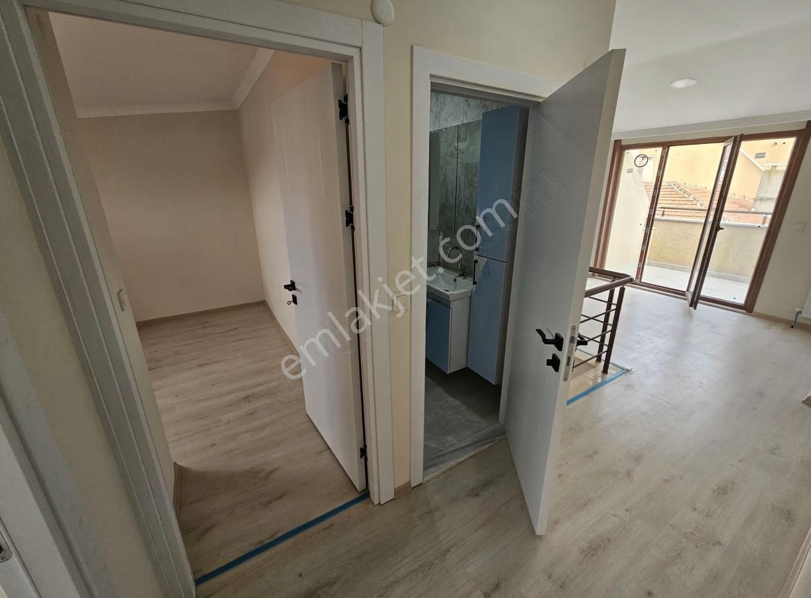 Üsküdar Merkez Cumapazarı İçinde 4+2 Sıfır Binada Dublex - Görsel 2