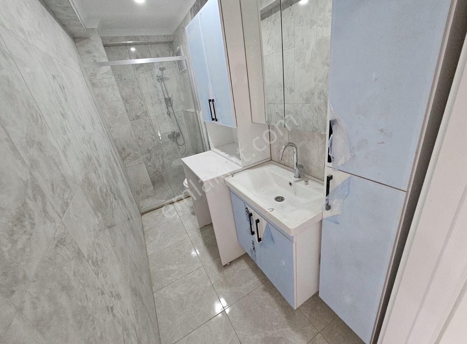 Üsküdar Merkez Cumapazarı İçinde 4+2 Sıfır Binada Dublex - Görsel 14