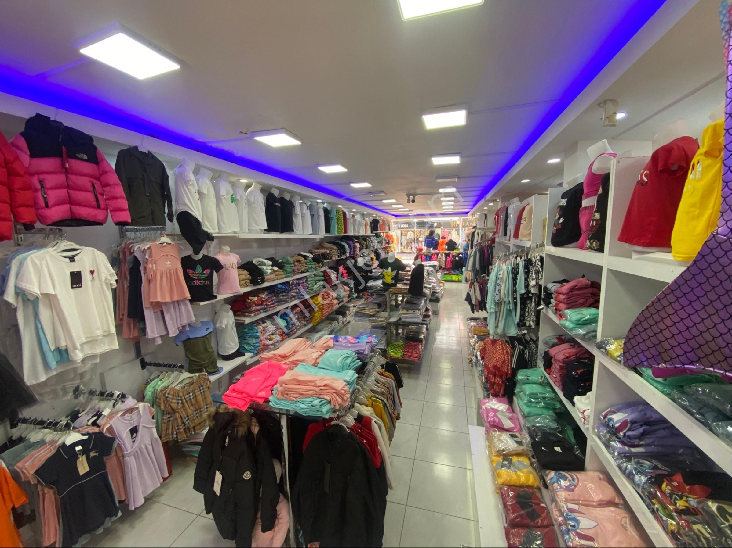 Belek Merkez'de Devren Kiralık Çocuk Giyim Ve Oyuncak Mağazası - Görsel 4