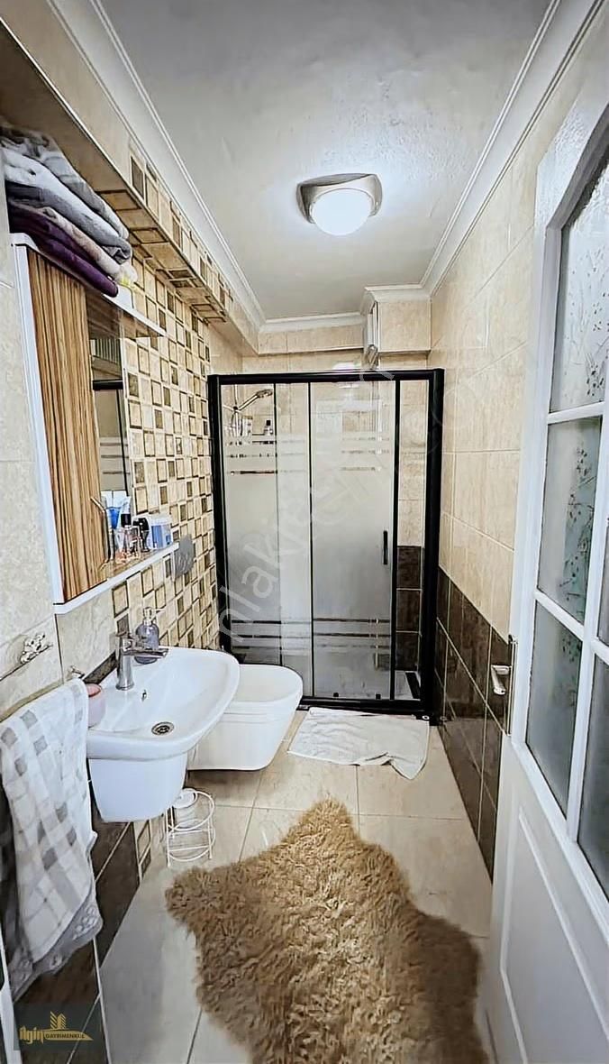 Yalova Bağlarbaşı Mah'de Kiralık 3+1 Daire - Görsel 4