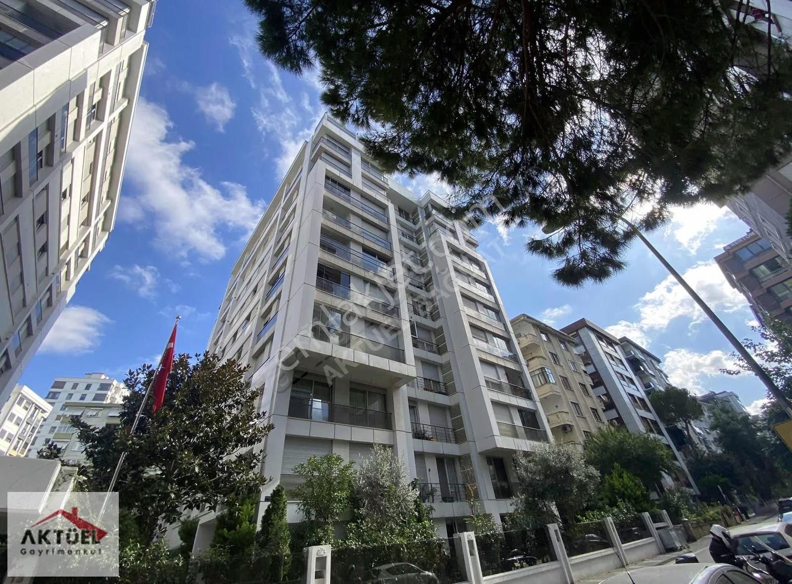 Suadiye'de Bağdata Çok Yakın 7/24 Güvenlikli 140 M2 Balkonlu 3+1 - Görsel 11