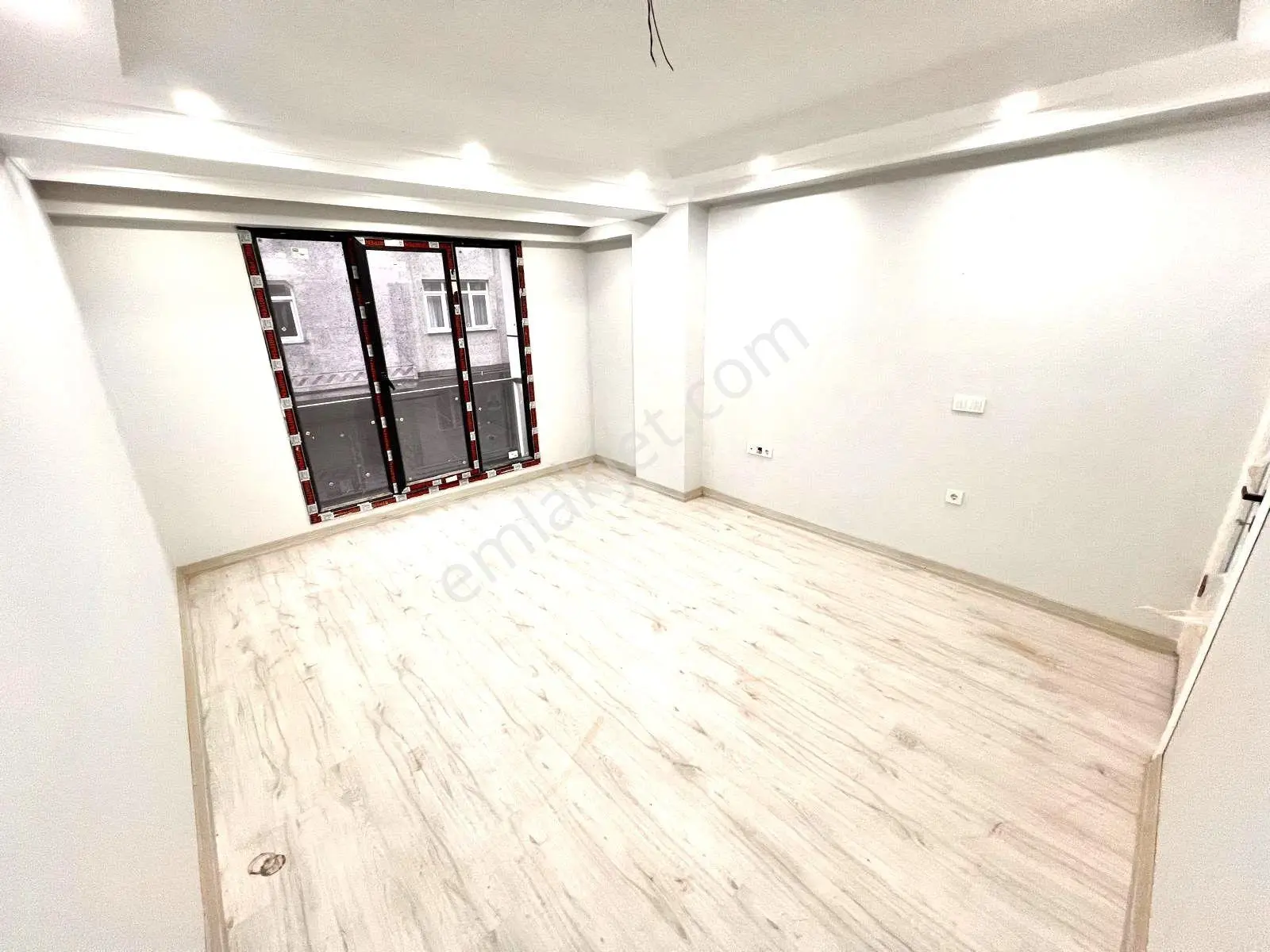 Seba'dan Kemalpaşa Mh 2+1 90m2 Sıfır Asansörlü Metrobüse Yakın D - Görsel 5
