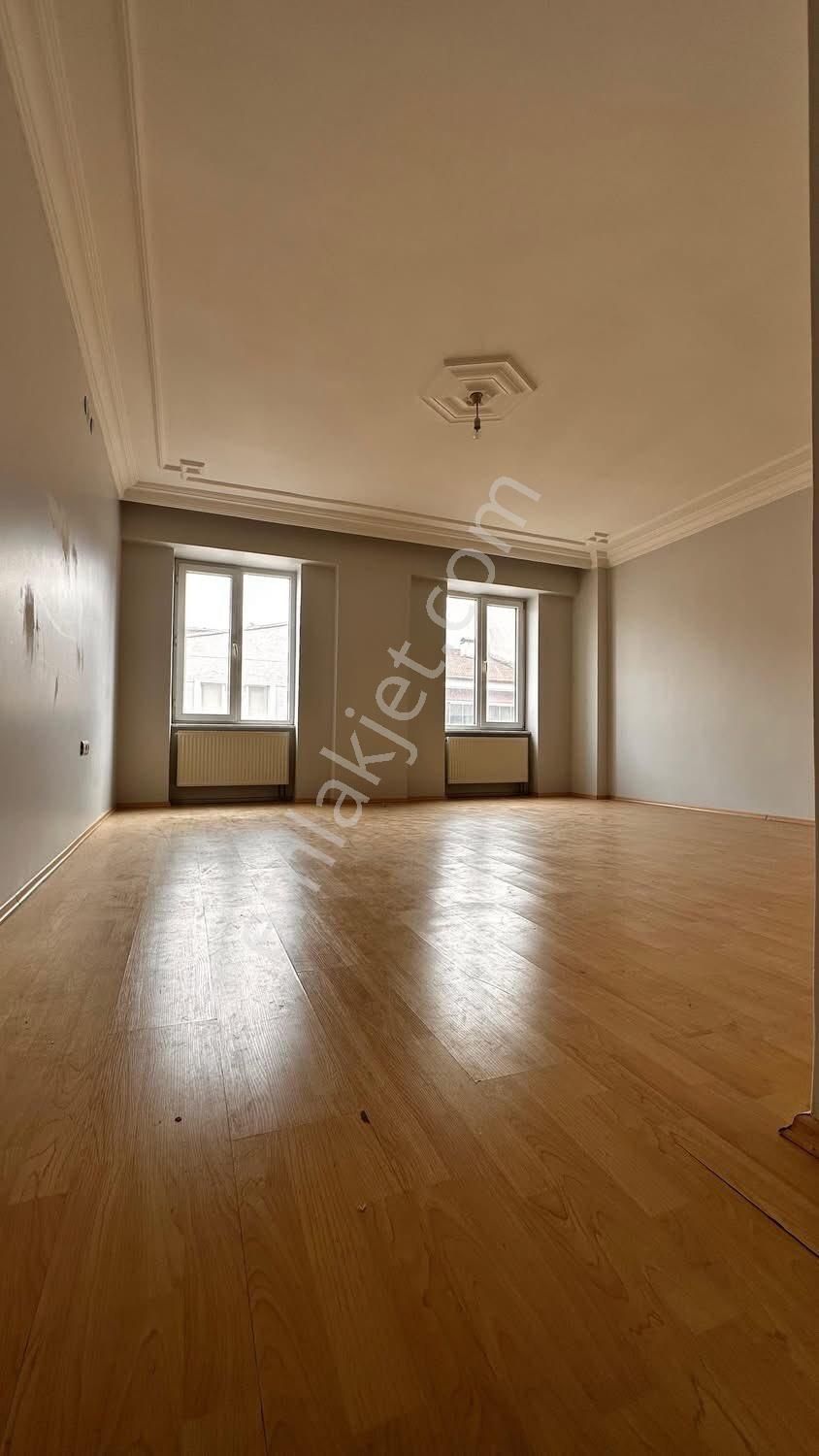 Sahibinden Fatih Mah Sıhhiyekavşağına Yakın 3+1 Kiralık Daire - Görsel 10