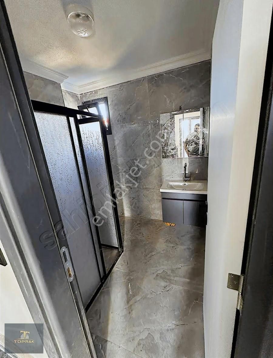 Toprak İnşaattan 0 İskanlı Bodrumlu İskanlı Villa - Görsel 26