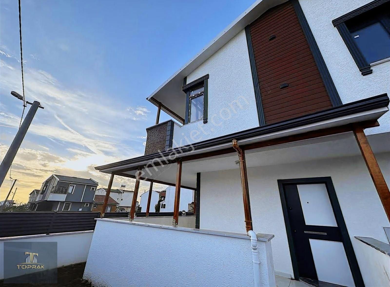 Toprak İnşaattan 0 İskanlı Bodrumlu İskanlı Villa - Görsel 20