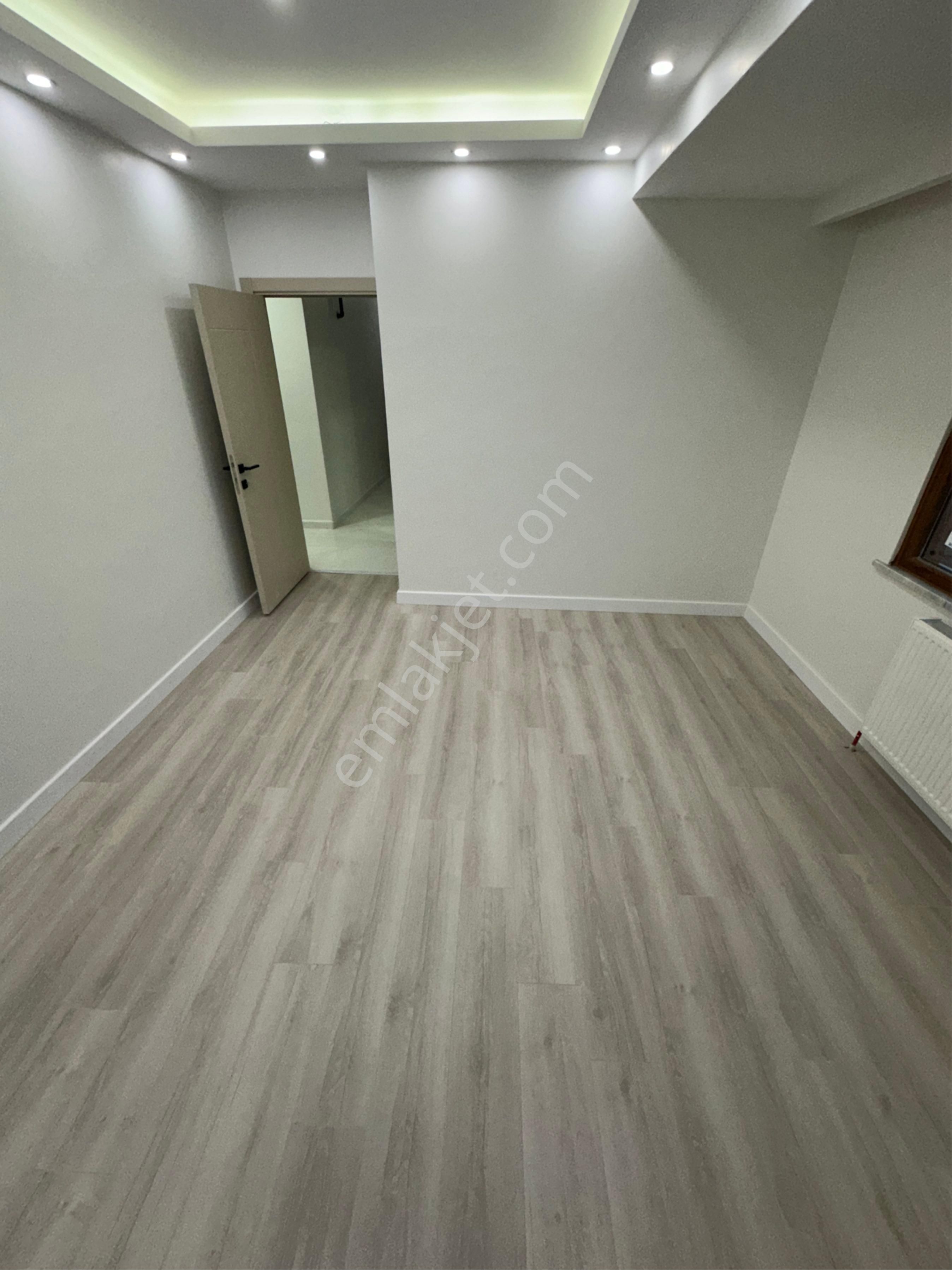 Satılık 5+1 300 M2 Üst Dubleks Daire Çatalmeşe Mah - Görsel 11