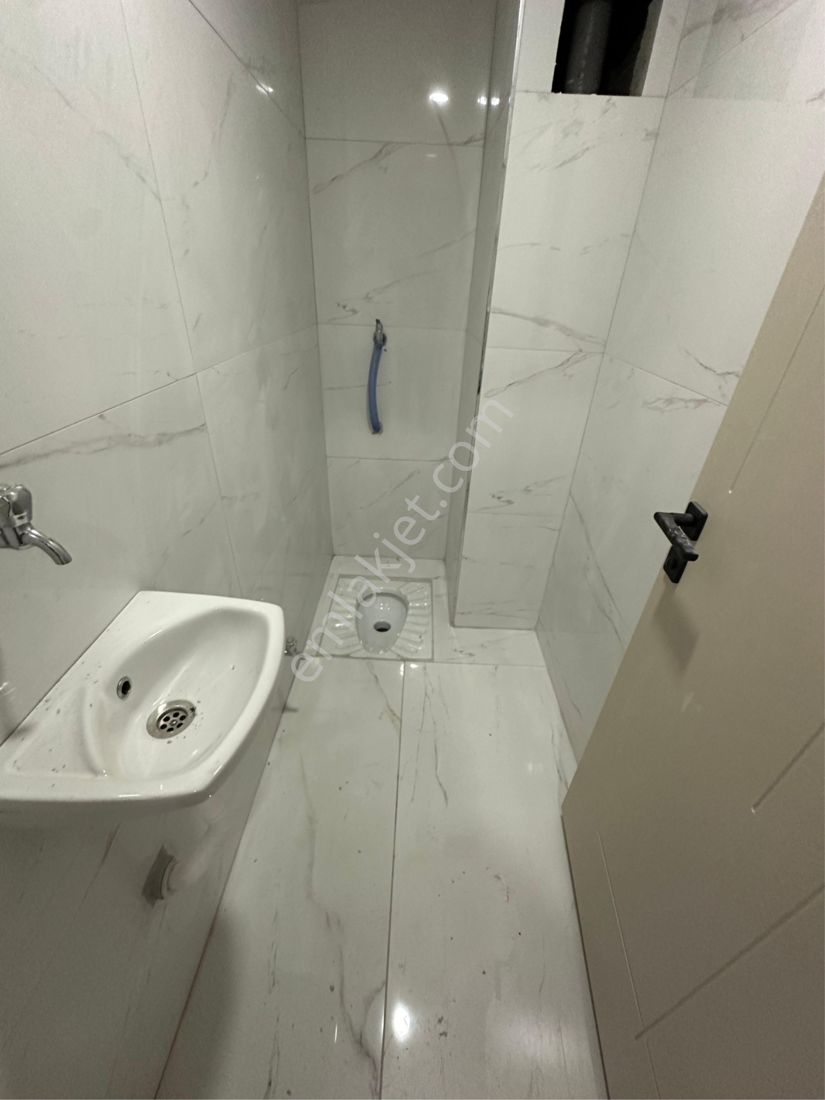 Satılık 5+1 300 M2 Üst Dubleks Daire Çatalmeşe Mah - Görsel 6