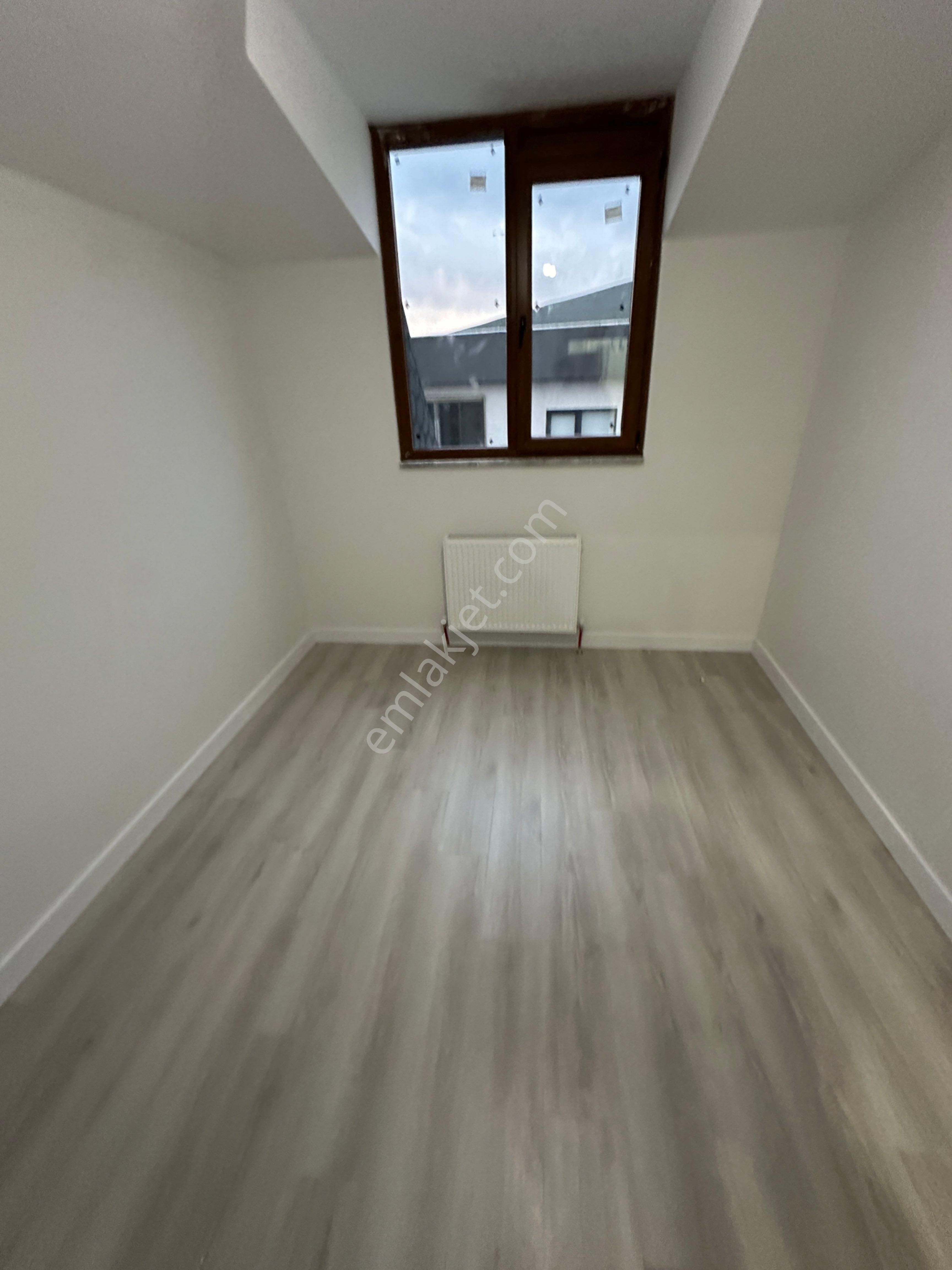 Satılık 5+1 300 M2 Üst Dubleks Daire Çatalmeşe Mah - Görsel 12