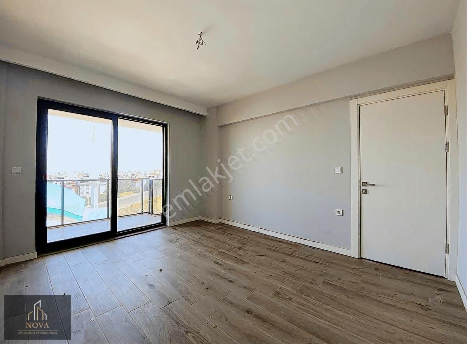 Nova'dan Cinkaya Mevki Site İçerisinde 3+1 Lüks Satılık Daire - Görsel 20