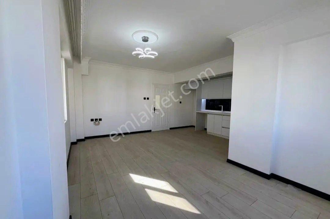 Didim Çamlıkta Mahallesinde Satılık 2+1 Geniş Ferah Güzel Bir Daire Satıyoruz - Görsel 6