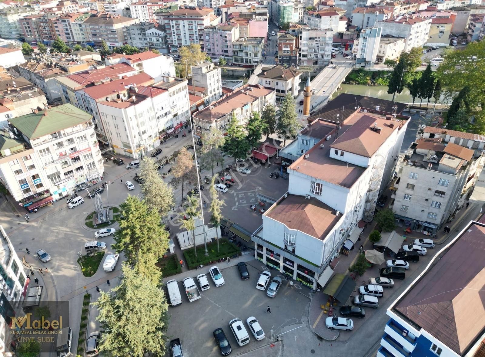 Mabel'den Termenin En İşlek Caddesinde 300m2 Kiracılı İşyeri - Görsel 2