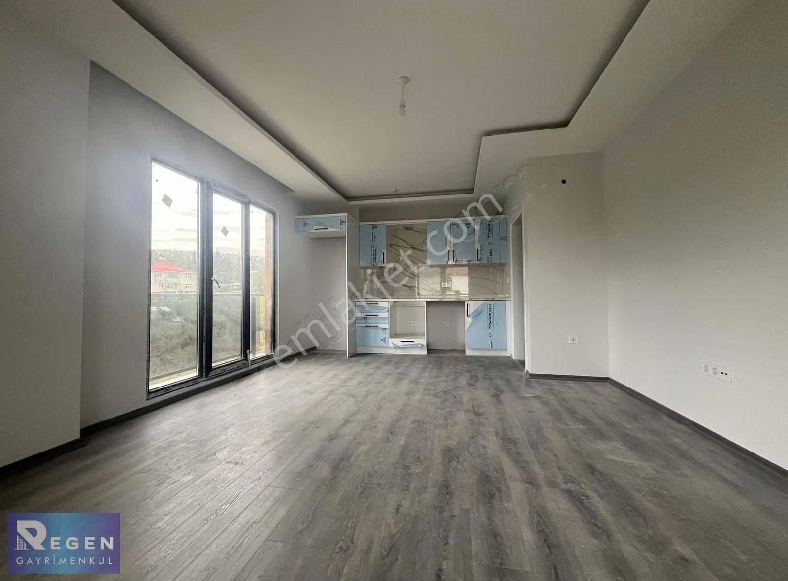 Üniversite Mahallesinde Satılık 2+1 Daire