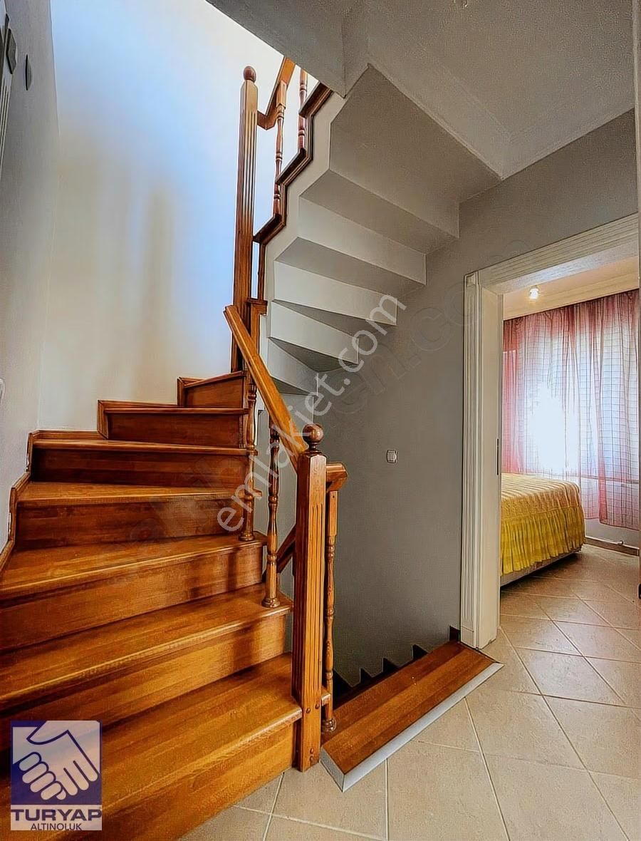 Edremit Avcılarda Site İçerisinde 3+2 Satılık Villa - Görsel 19