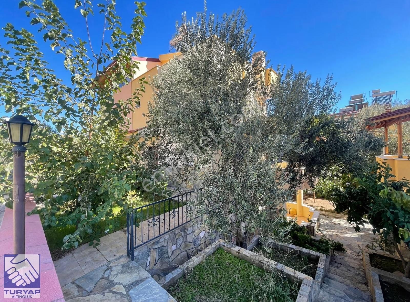 Edremit Avcılarda Site İçerisinde 3+2 Satılık Villa - Görsel 24