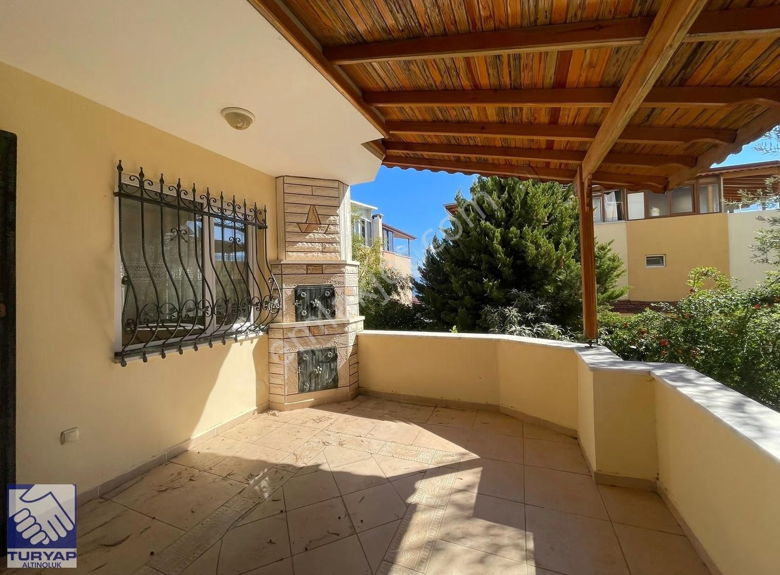 Edremit Avcılarda Site İçerisinde 3+2 Satılık Villa - Görsel 31