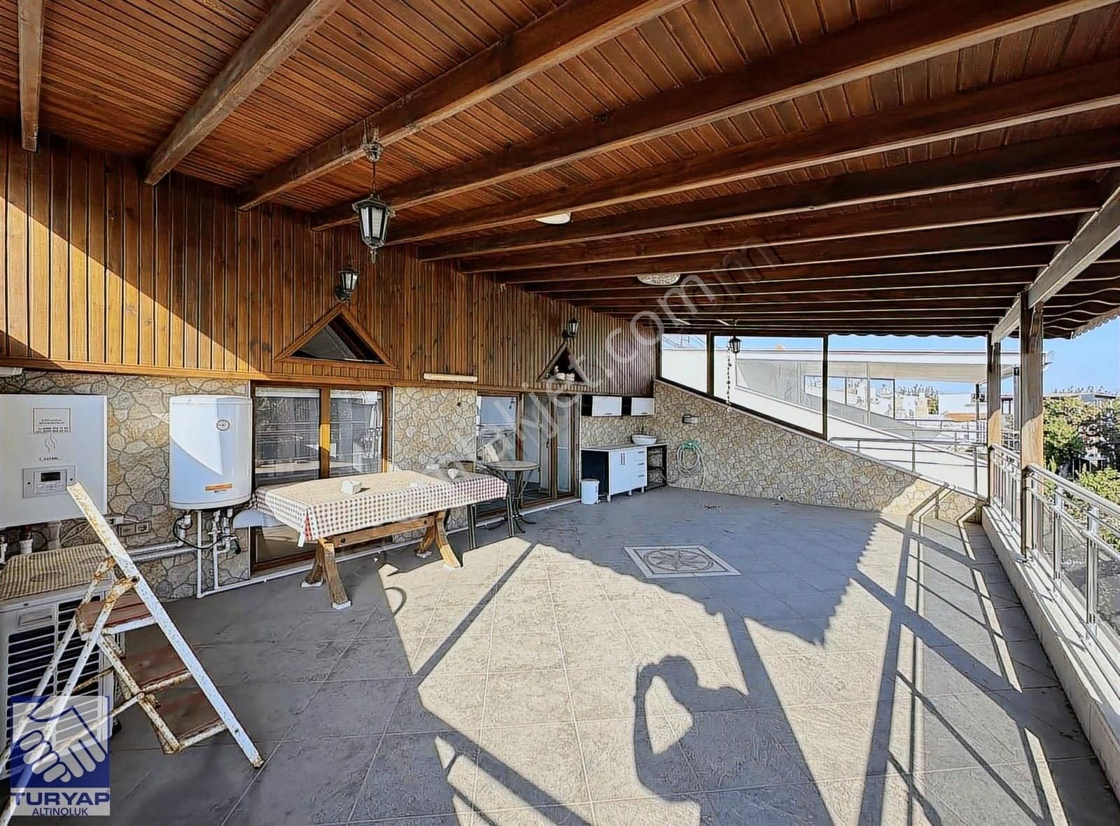 Güre Cumhuriyet Mah.denize 50m 3+1 Satılık Villa - Görsel 5