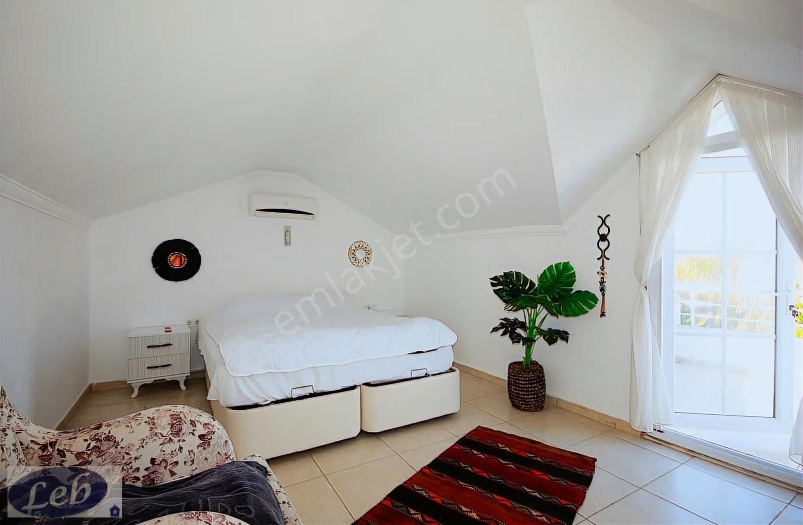 Fethiye Hisarönü'de Merkezi Konumda Satılık Havuzlu 3+1 Villa - Görsel 29