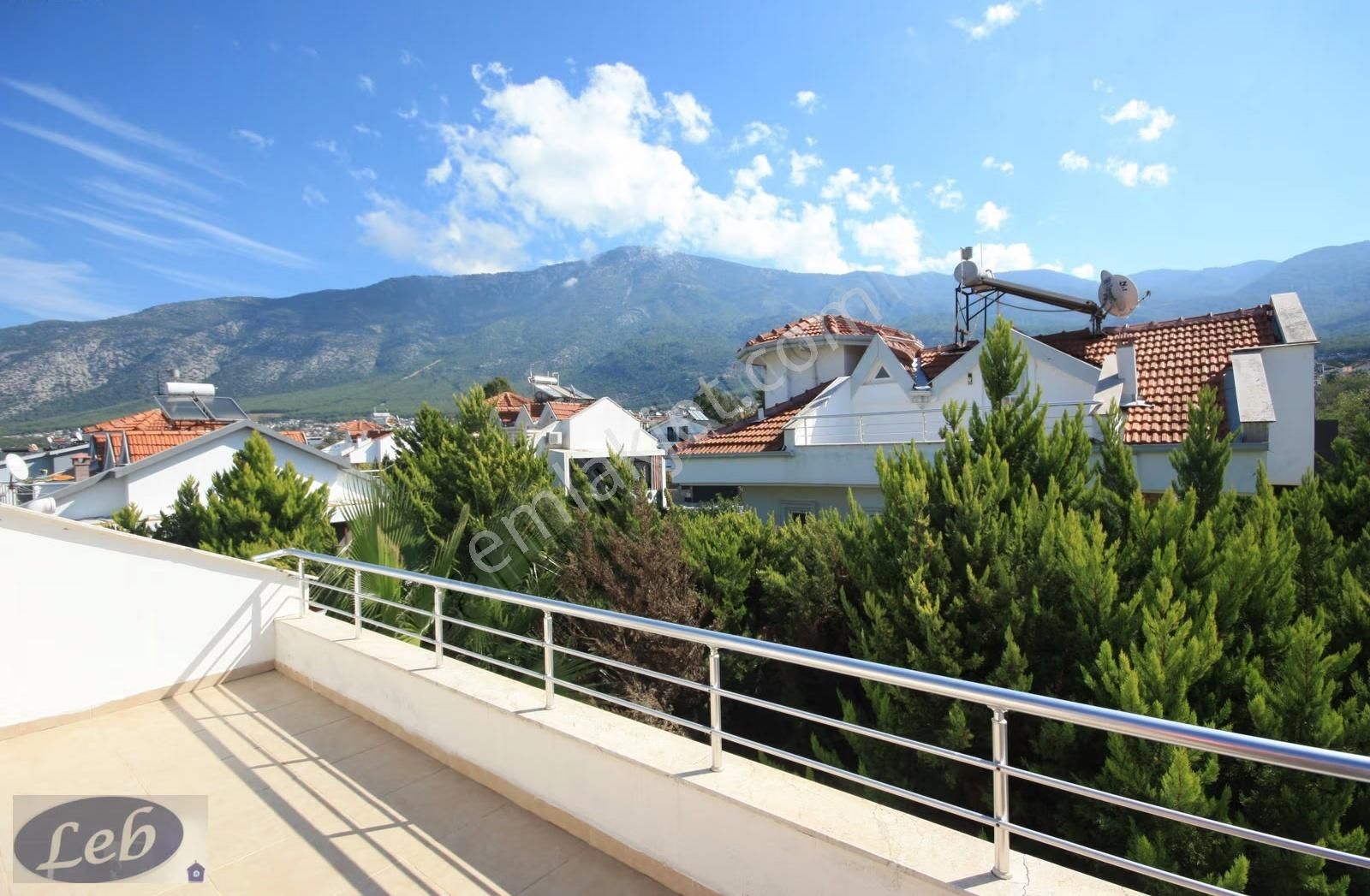 Fethiye Hisarönü'de Merkezi Konumda Satılık Havuzlu 3+1 Villa - Görsel 17