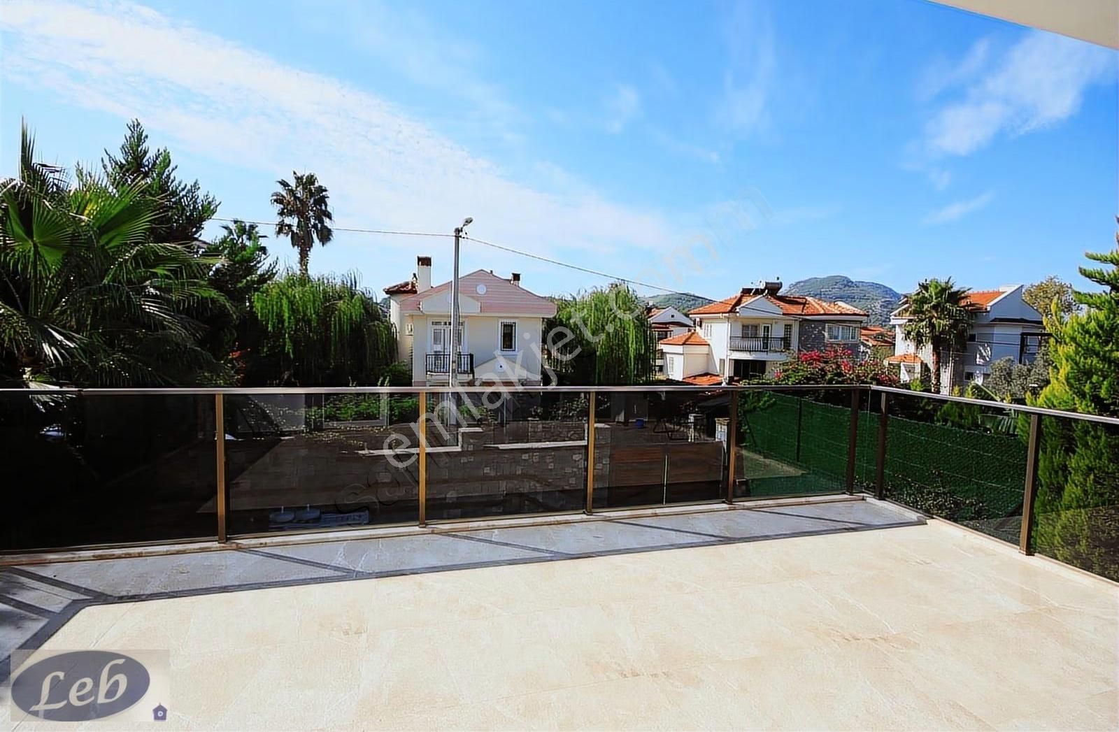 Fethiye Hisarönü'de Merkezi Konumda Satılık Havuzlu 3+1 Villa - Görsel 35