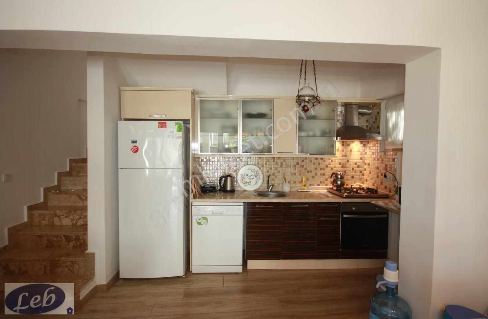 Fethiye Hisarönü'de Merkezi Konumda Satılık Havuzlu 3+1 Villa - Görsel 12