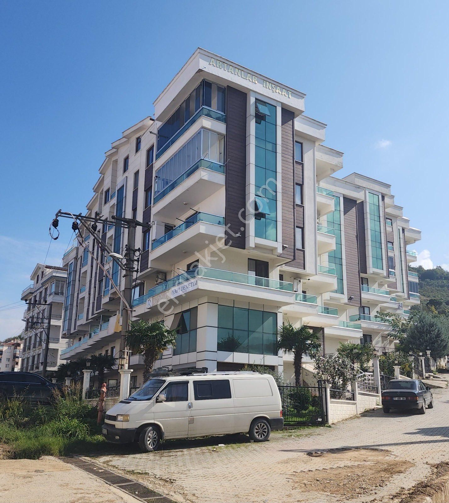 Yeni Asansörlü Deprem Yönetmeliğine Uygun 3oda 1 Salon 1 Mutfak 2 Banyo 1 Teras 2 Balkonlu Dubleks