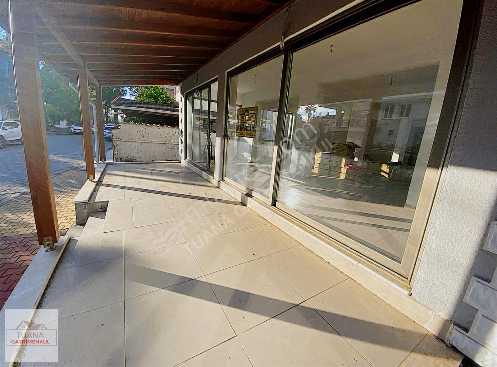 Tuana Emlak'tan Gülpınar'da 195 M2 Kiralık Dükkan - Görsel 20