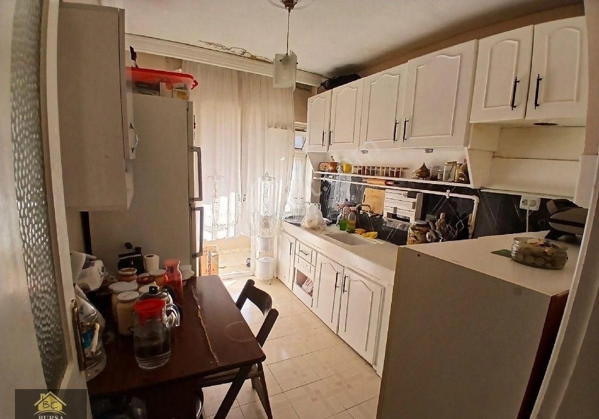Bursa Yıldırım Erikli Bağlaraltında Arakat Asansörlü 3+1 Daire - Görsel 12