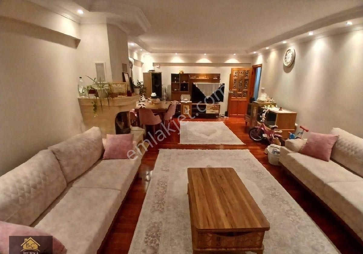 Bursa Yıldırım Namazgah Ta Asansörlü Kombili 160 M2 Daire - Görsel 14