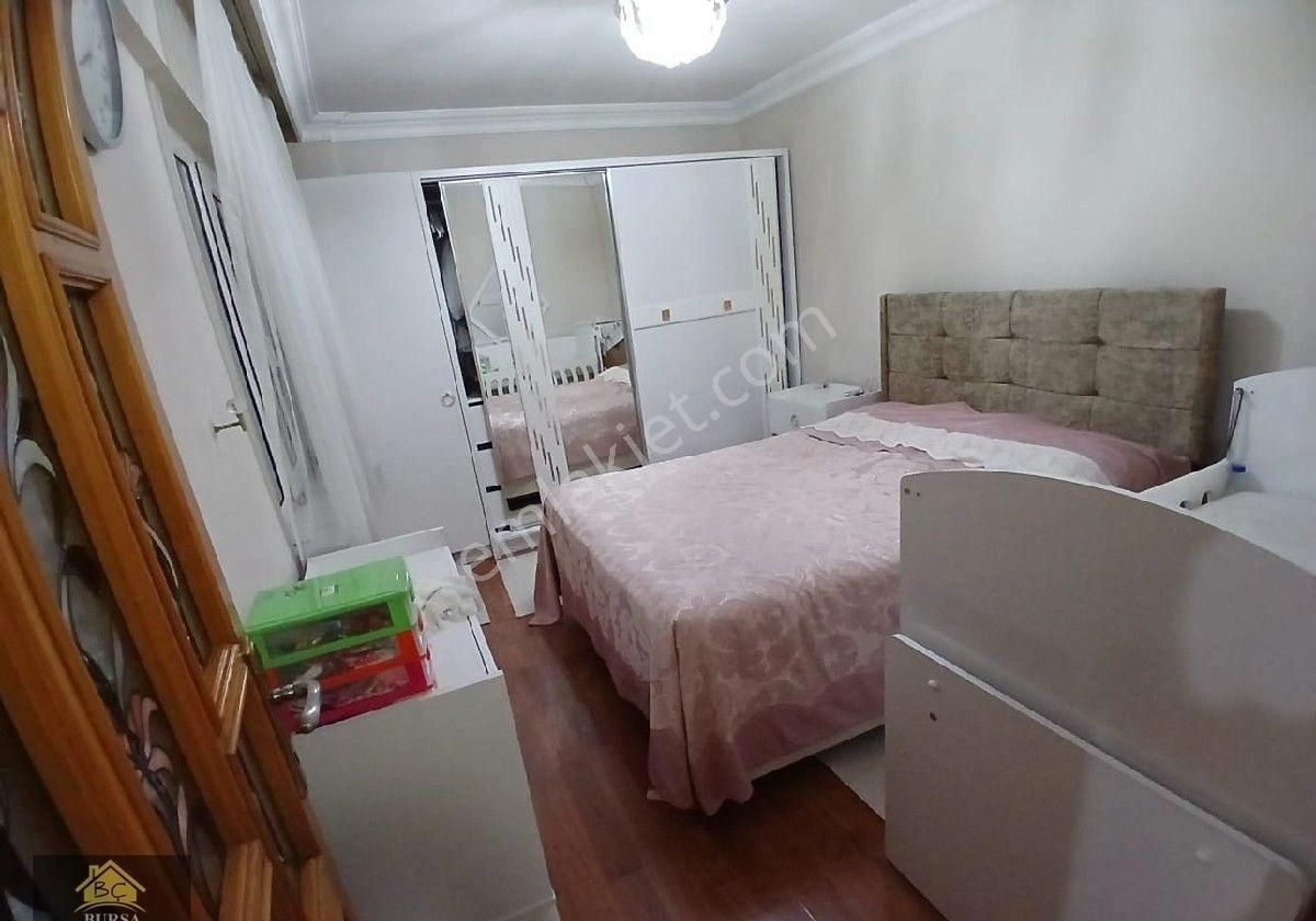 Bursa Yıldırım Namazgah Ta Asansörlü Kombili 160 M2 Daire - Görsel 4