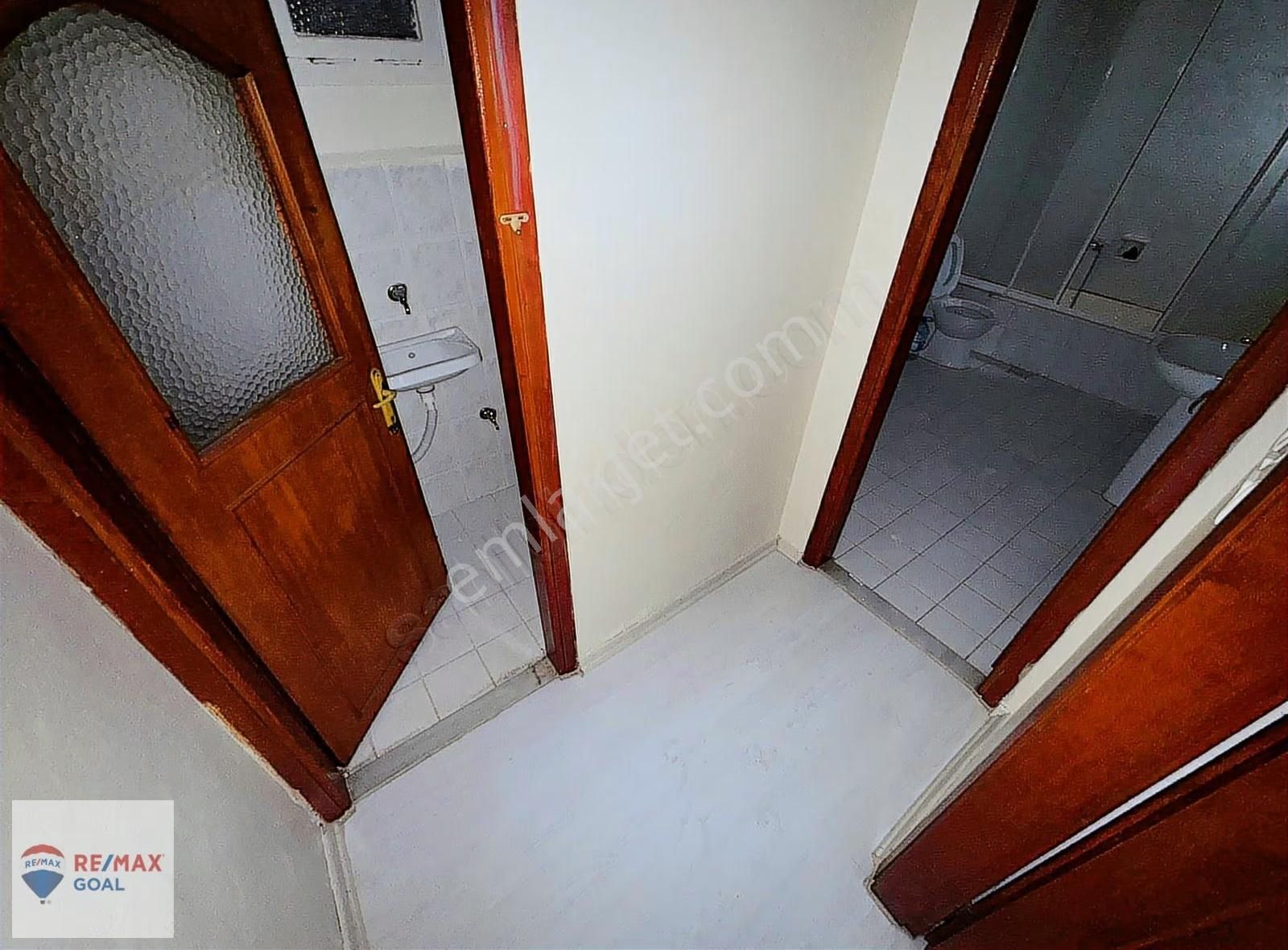 Üniversite Ve Metroya Yürüme Mesafesinde Genış 2+1 Kiralık Daire - Görsel 7