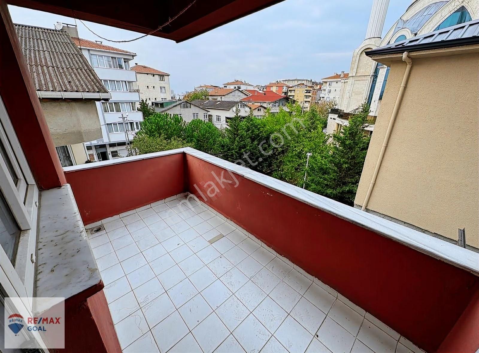 Üniversite Ve Metroya Yürüme Mesafesinde Genış 2+1 Kiralık Daire - Görsel 12