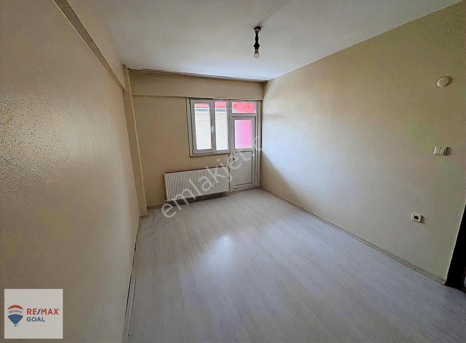 Üniversite Ve Metroya Yürüme Mesafesinde Genış 2+1 Kiralık Daire - Görsel 15