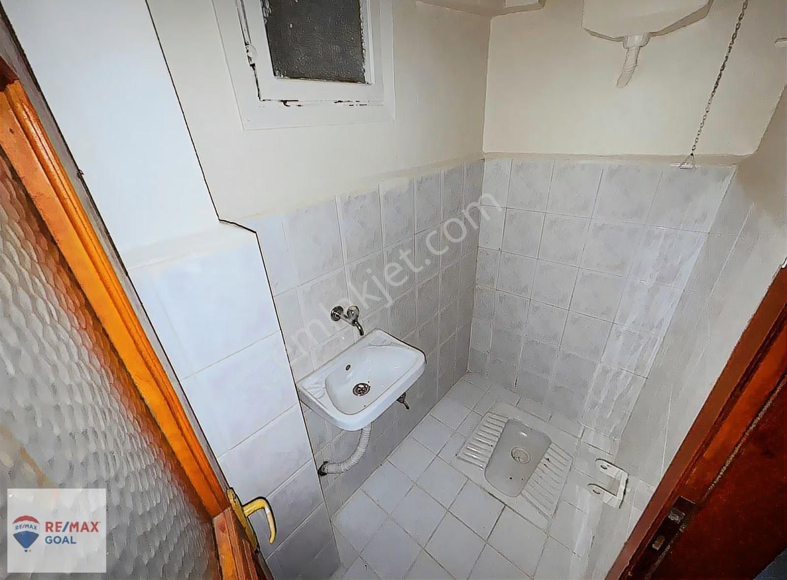 Üniversite Ve Metroya Yürüme Mesafesinde Genış 2+1 Kiralık Daire - Görsel 11