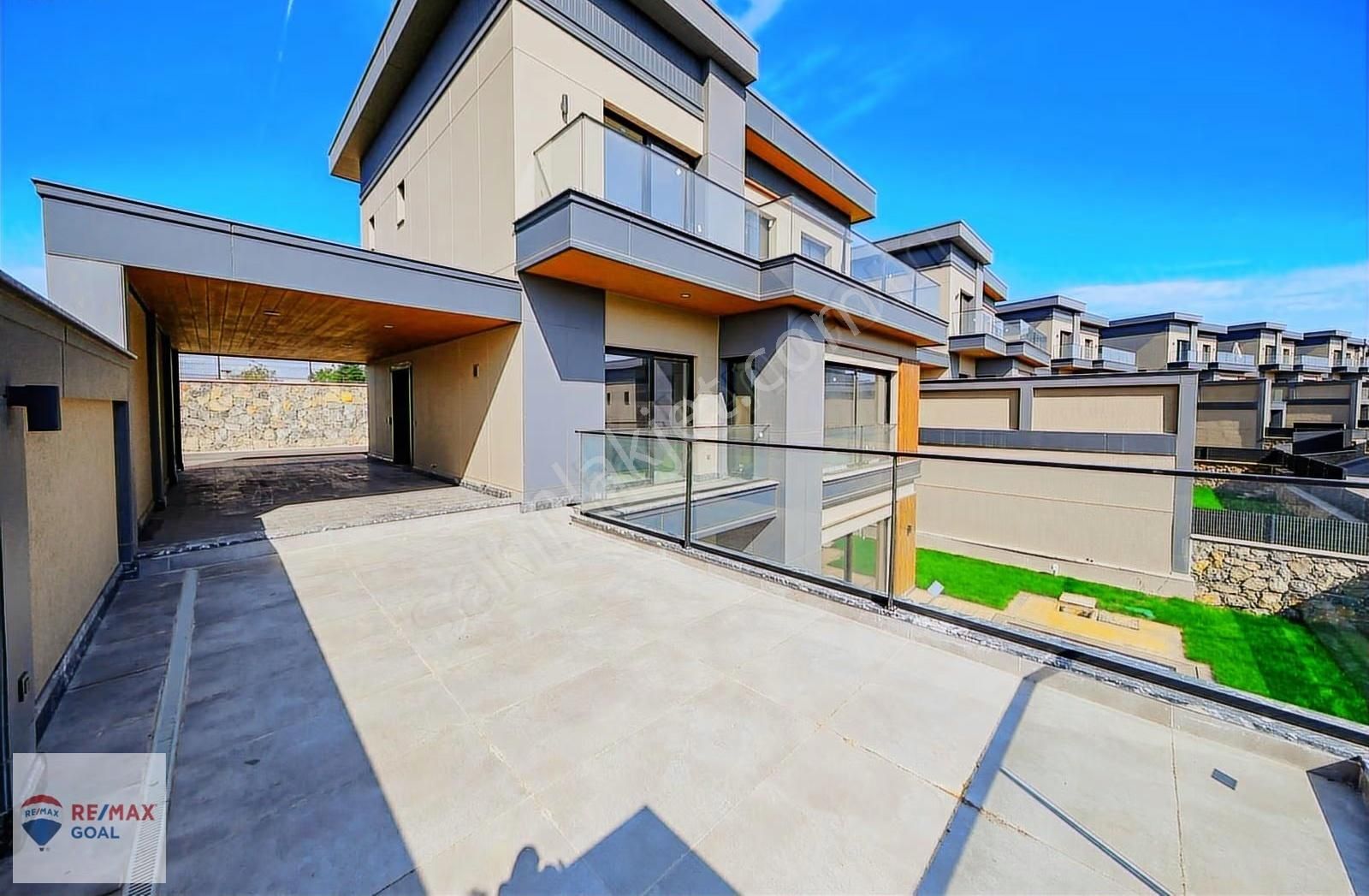 Remax Şirvan'dan Akasya Country'de 6+2 Luxury Villa - Görsel 12