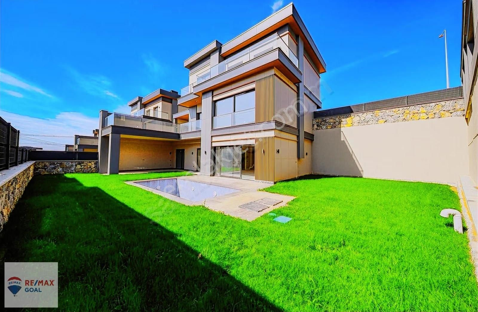 Remax Şirvan'dan Akasya Country'de 6+2 Luxury Villa - Görsel 3