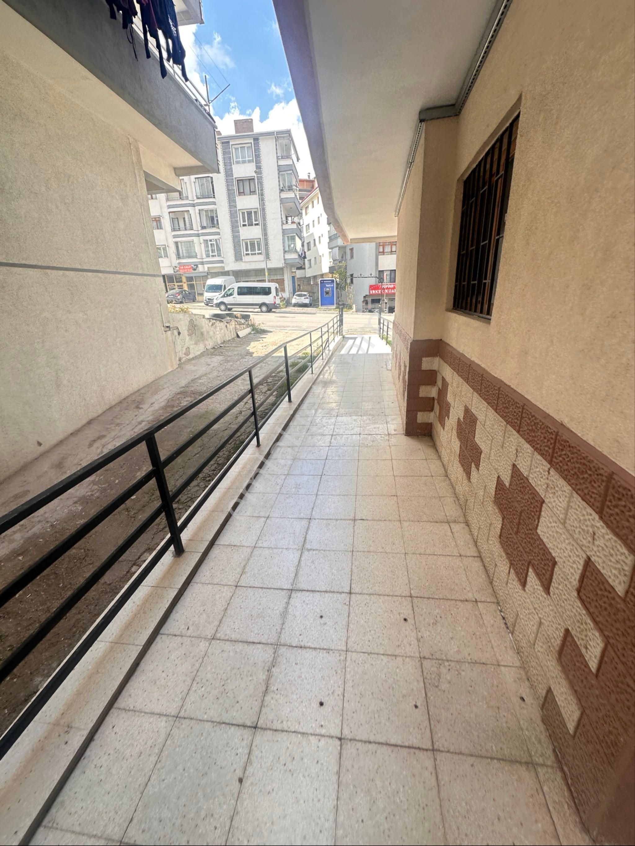 Şahintepe Anadolu Cadde Üzerinde Yatırımlık 3 + 1 Daire - Görsel 4