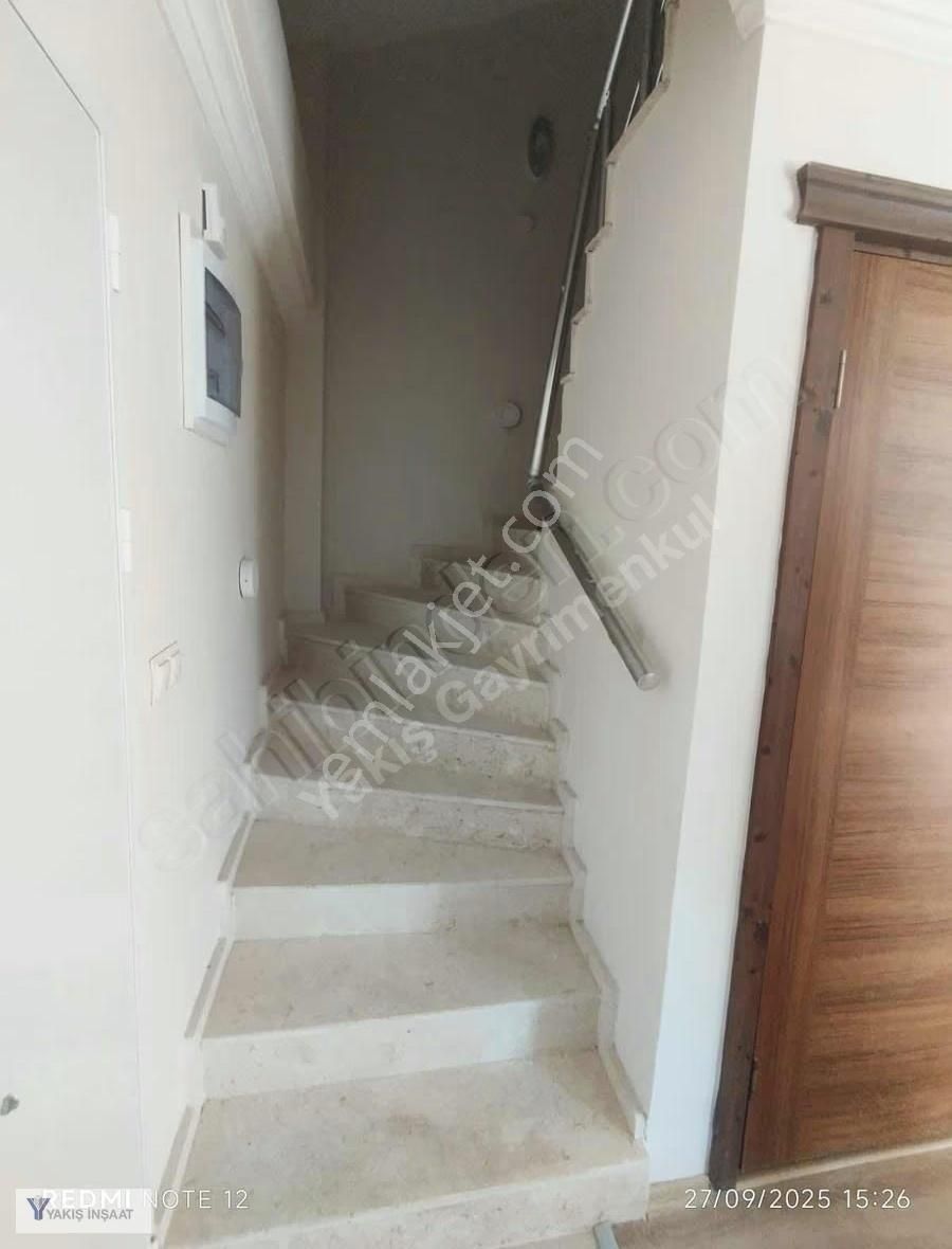 Çandarlı'da Denize Yakın Satılık Triplex Villa - Görsel 13
