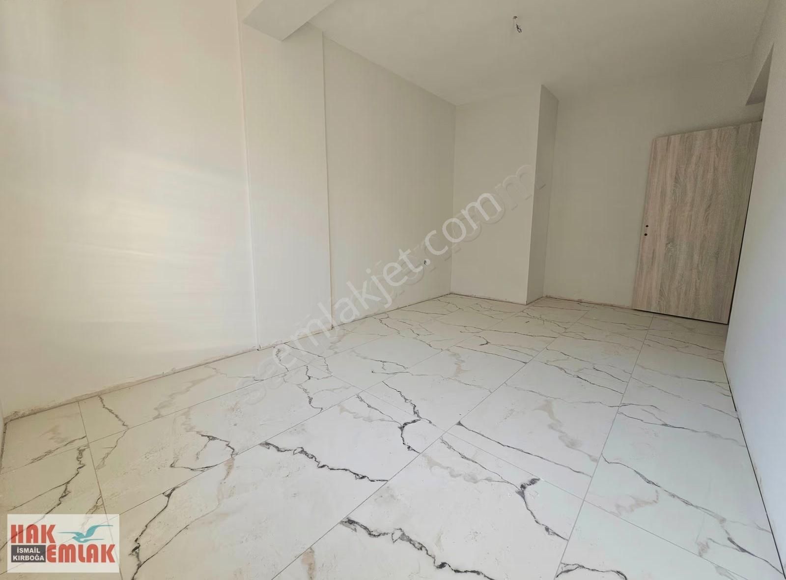 Hak Emlak'tan Koçyazı Mahallesinde Satılık 3+1 Geniş Daire - Görsel 17