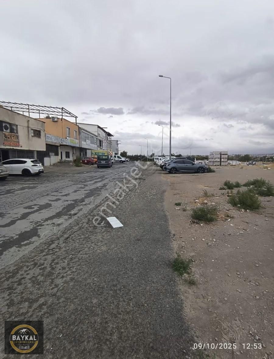 Doğu Sanayii Halıcılar Sitesinde Mükemmel Konumda İşyeri Atölye - Görsel 16