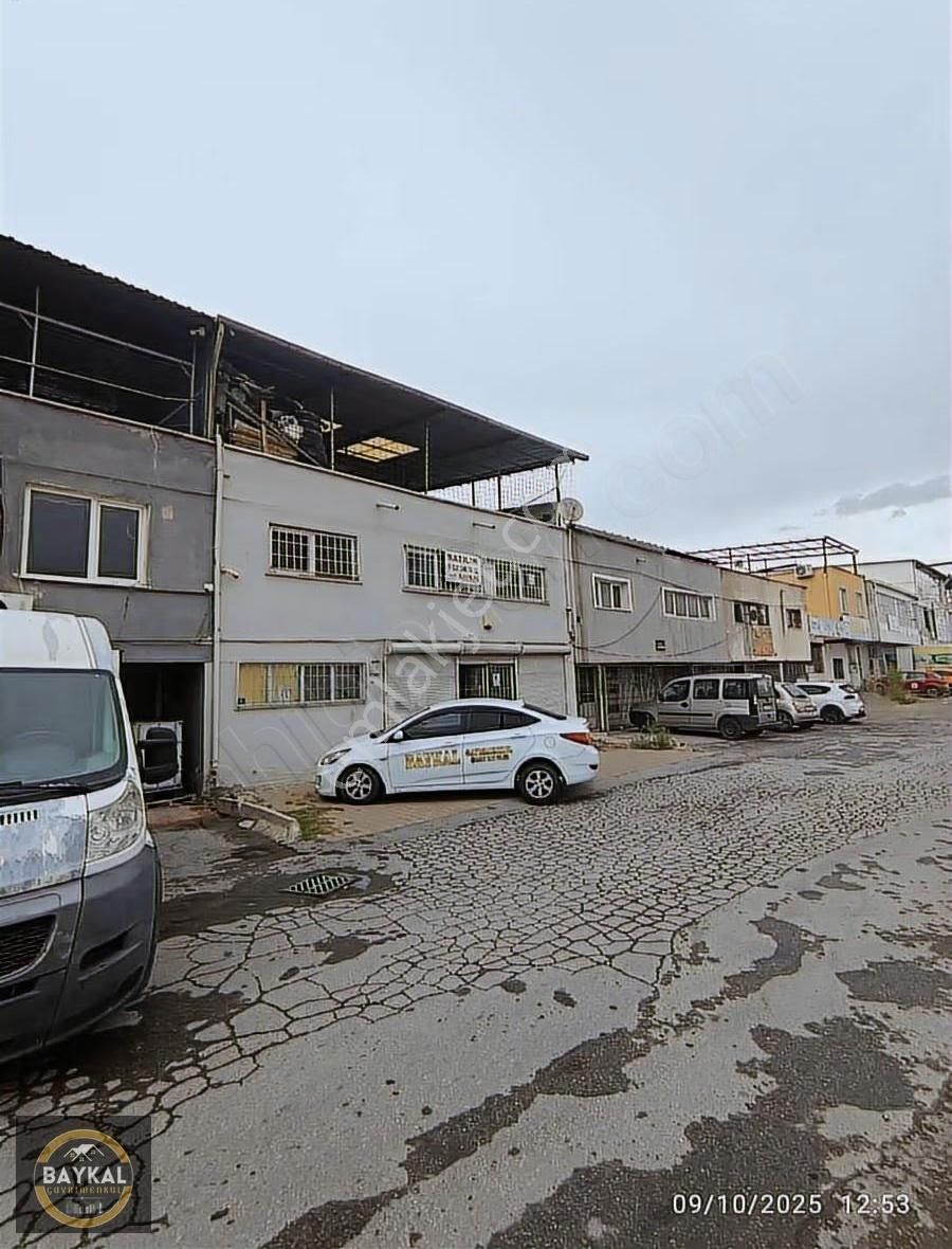 Doğu Sanayii Halıcılar Sitesinde Mükemmel Konumda İşyeri Atölye - Görsel 13