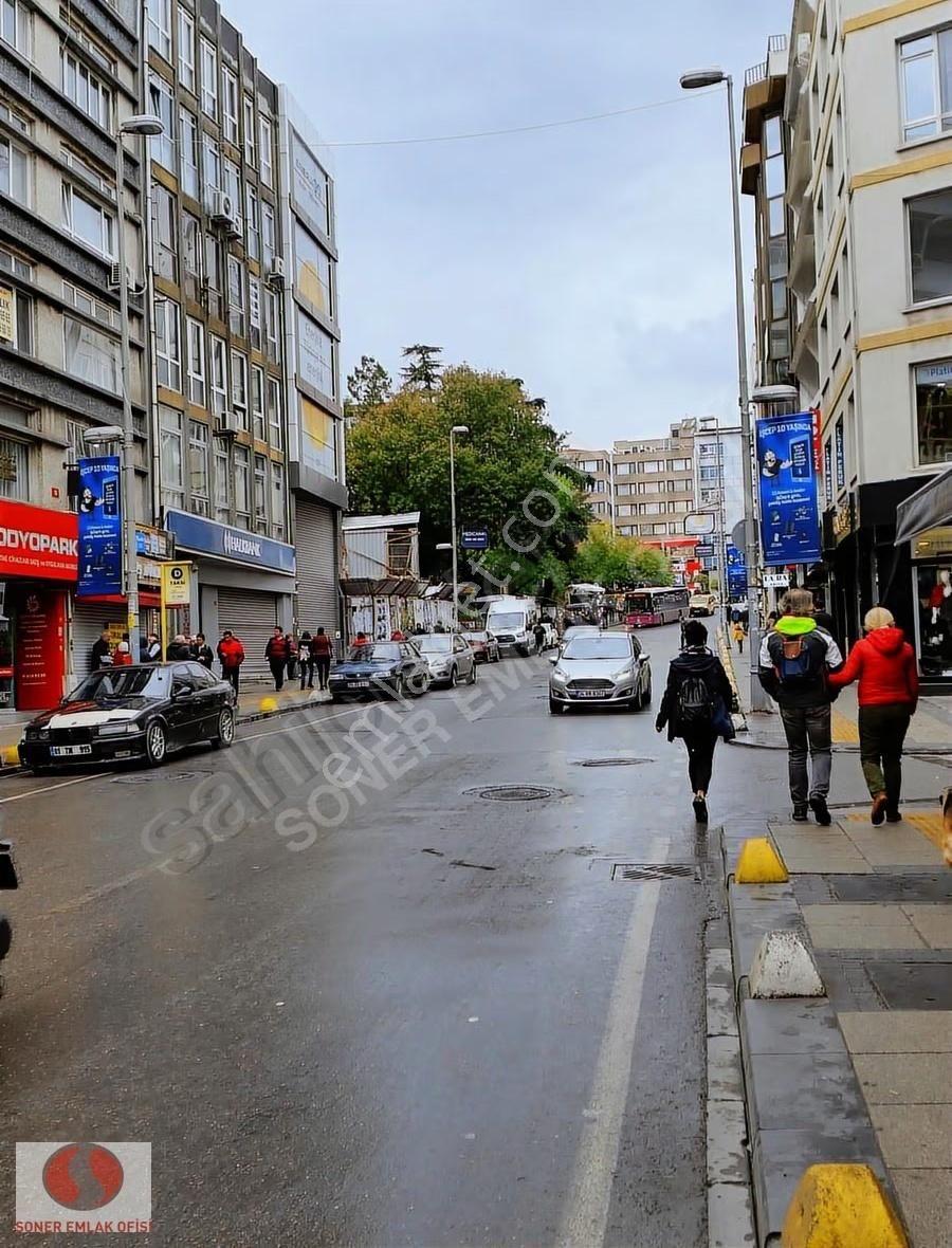 Kadıköy Altıyolda Ana Caddede Ofis - Görsel 15