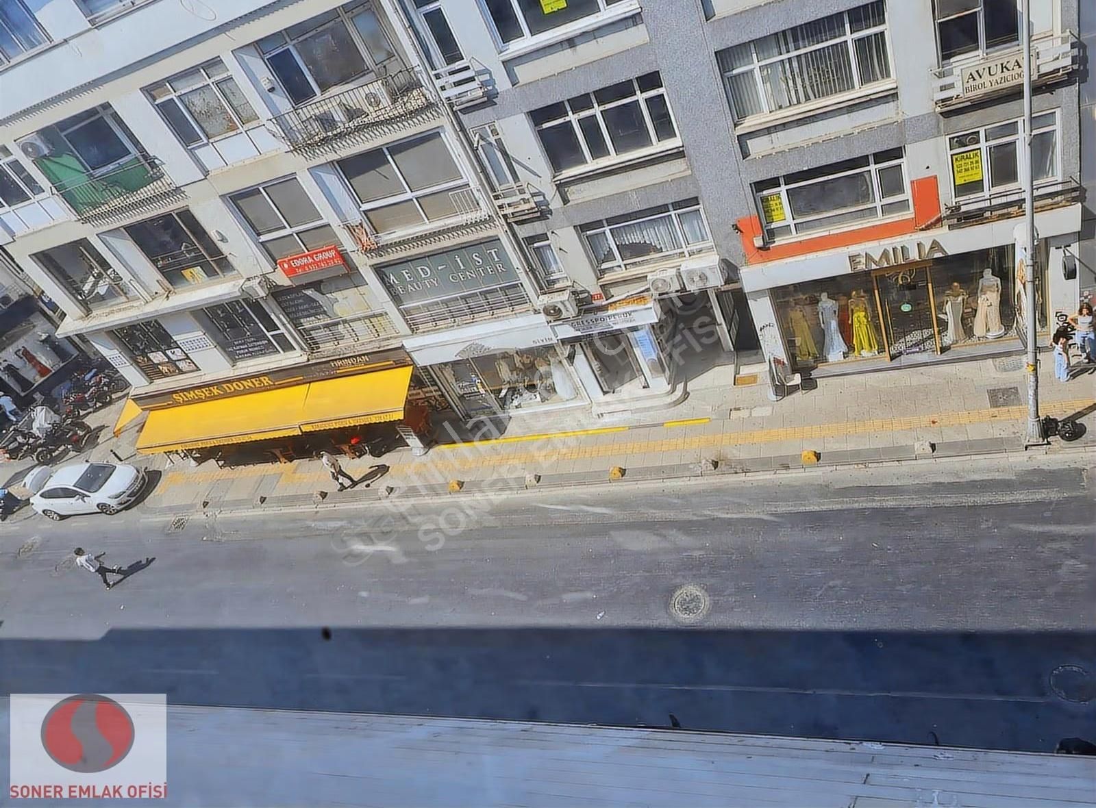 Kadıköy Altıyolda Ana Caddede Ofis - Görsel 11