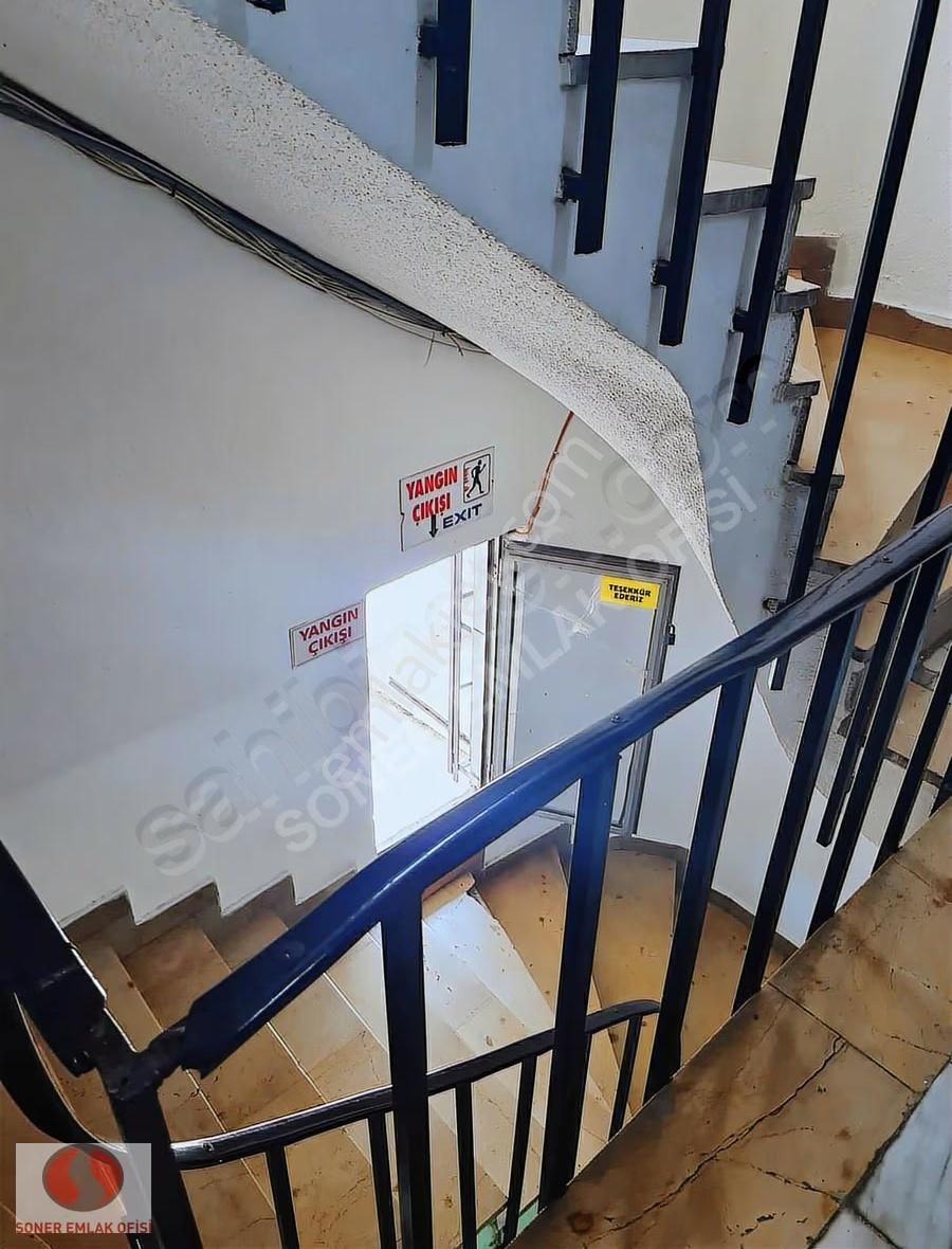 Kadıköy Altıyolda Ana Caddede Ofis - Görsel 5