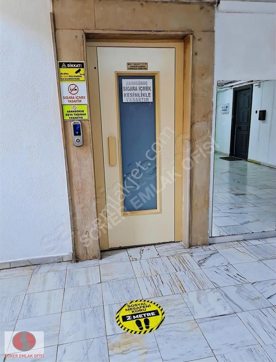 Kadıköy Altıyolda Ana Caddede Ofis - Görsel 4