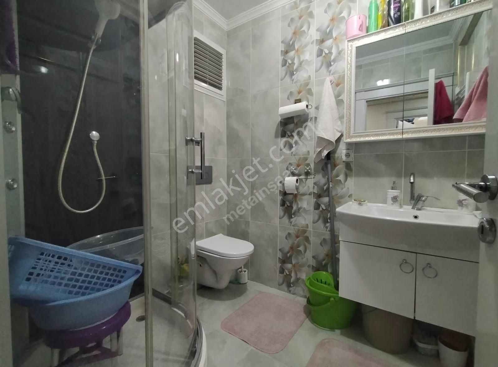 Küçükçekmece Cennette Satılıkasansörlü 90m2.daire.2+1-5.600.00tl - Görsel 8