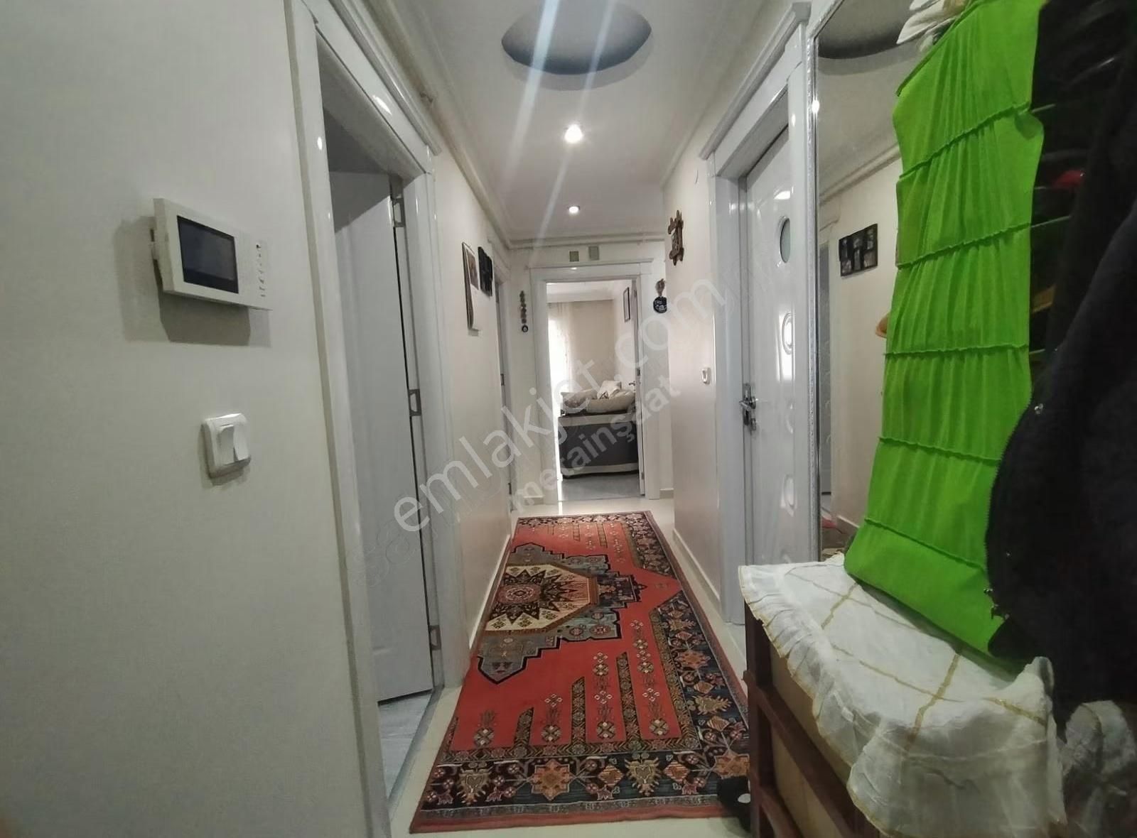 Küçükçekmece Cennette Satılıkasansörlü 90m2.daire.2+1-5.600.00tl - Görsel 17