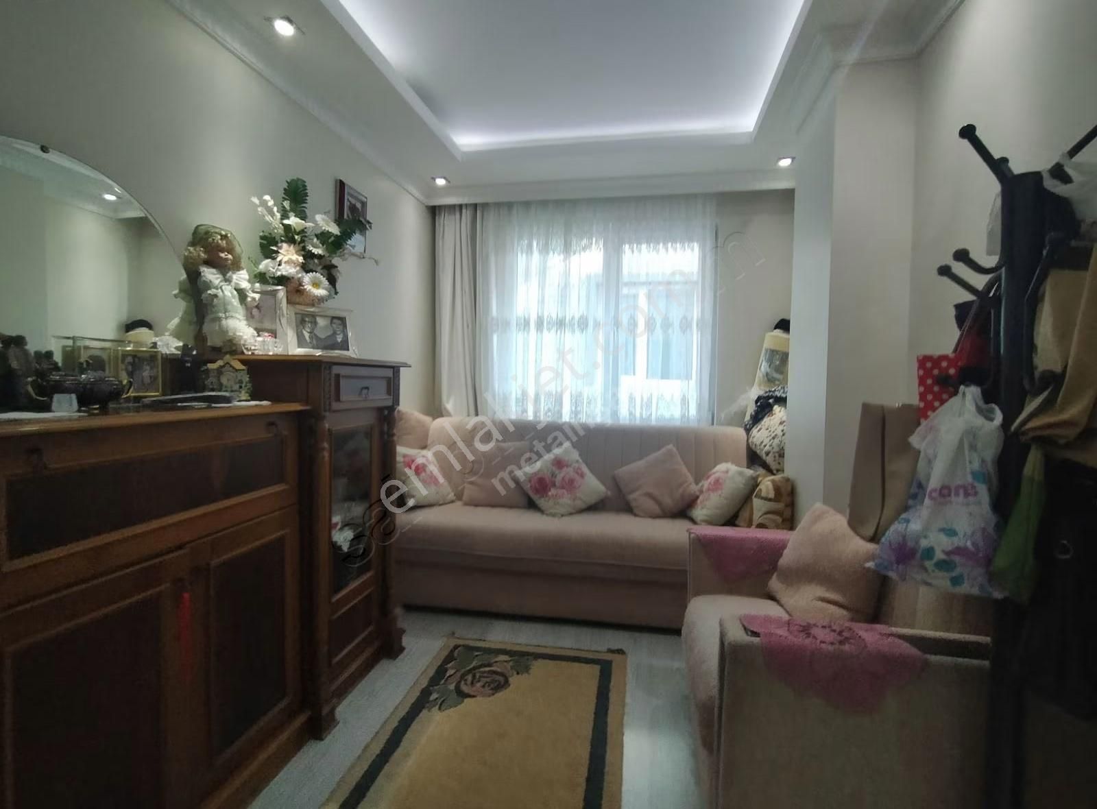 Küçükçekmece Cennette Satılıkasansörlü 90m2.daire.2+1-5.600.00tl - Görsel 2