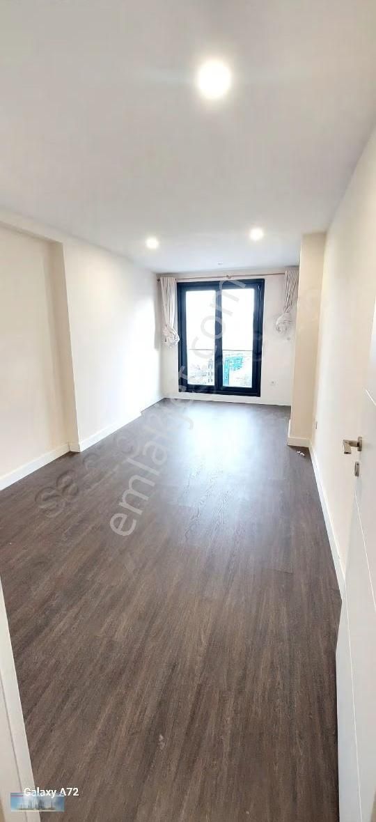 Mehmethan Emlaktan Sıfır Bina Yokuşsuz Cadde Yakın Boşş - Görsel 30